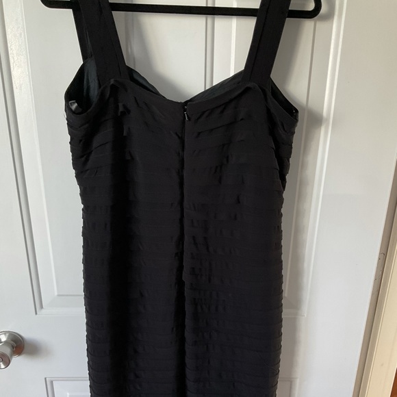 Black dress - Picture 1 of 5